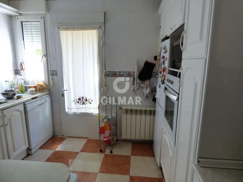 Chalet Adosado en Los Molinos Navacerrada 270m2 4 dormitorios