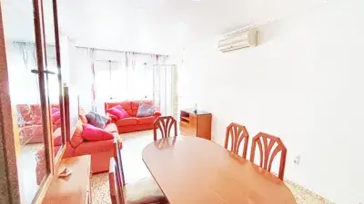 Piso en venta en Carrer de Villeneuve les Avignon