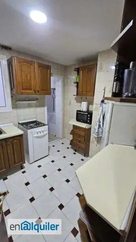 Piso Estudiantes Granada 130m2 3 Dorm 2 Baños Cerca Universidad