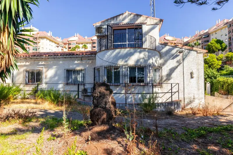 Chalet Independiente en Marbella Oportunidad de Inversion Alta Rentabilidad