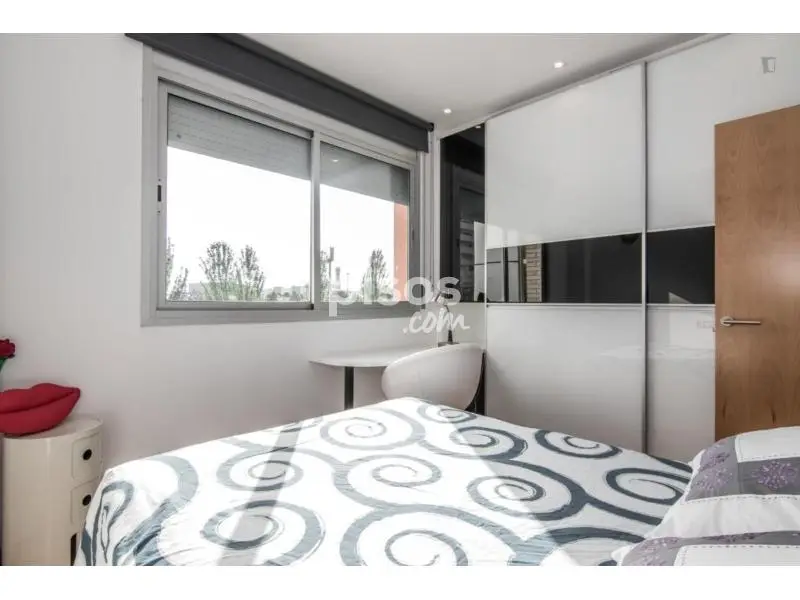 Habitaci
ón en Alquiler en Sant Adrià de Besòs - Barcelona