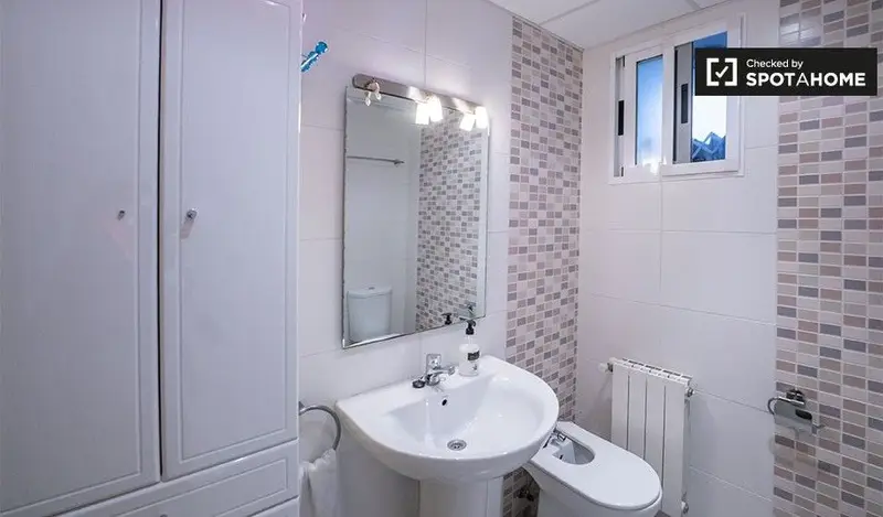Apartamento 2 Dormitorios 1 Ba	no Valencia Spotahome