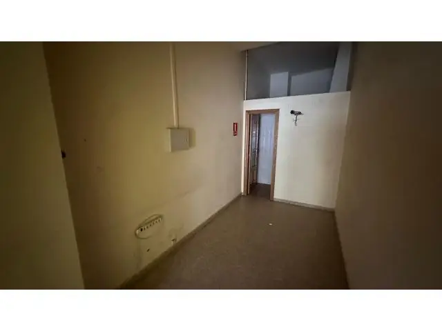Local Comercial en Castellón de la Plana - Cerca de Plaza Sierra de los Gredos