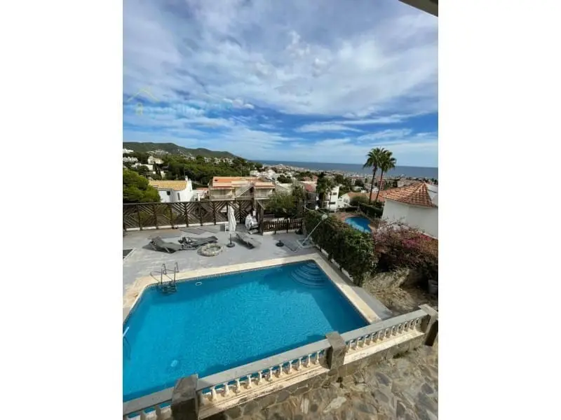 Chalet en Venta Sitges 7 Dormitorios Piscina Jardin