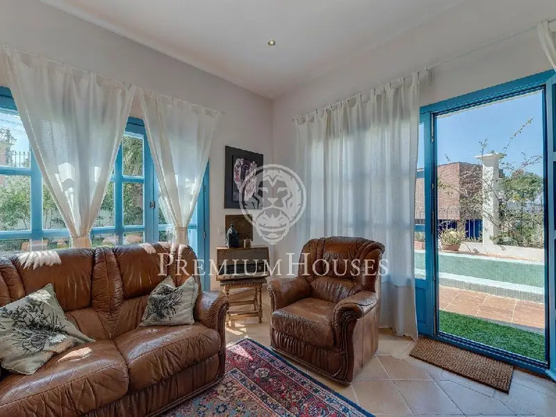 Casa con Piscina en Can Suria Olivella