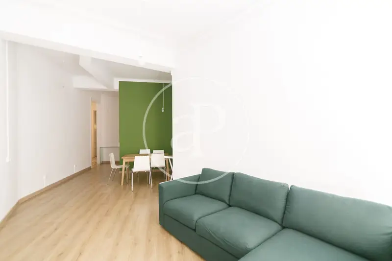 Piso en Alquiler El Born 3 Dormitorios Reformado Amueblado