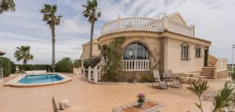 Casa-Villa de 3 Dormitorios en venta Santa Pola, España