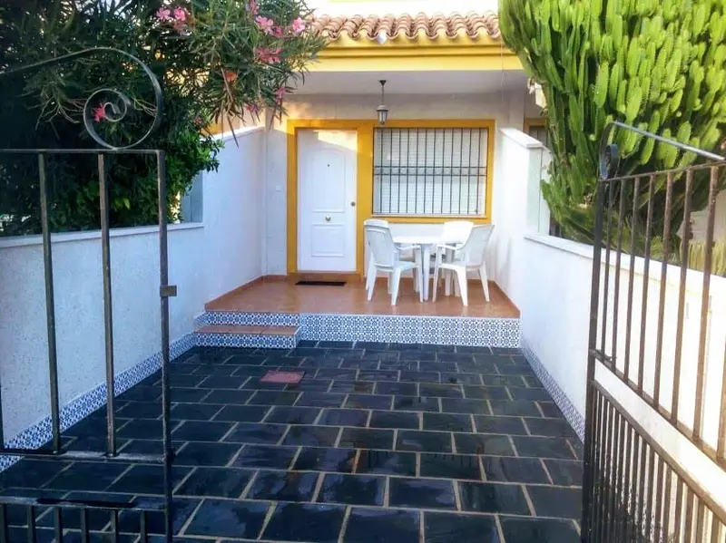 Chalet en alquiler en Torre de la Horadada, Pilar de la Horadada, Alicante