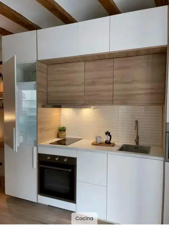 Piso en venta. Piso de 1 habitación exterior a la calle, totalmente reformado con materiales de calidad y bonito diseño.