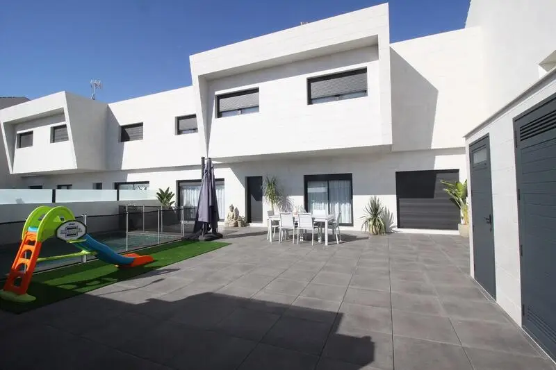Villa 4 Dormitorios Piscina Privada San Pedro del Pinatar