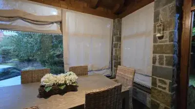 Casa en Alquiler Sabiñánigo 4 Dormitorios 3 Baños