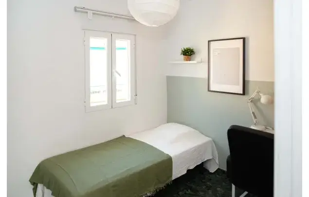 Habitaci
ón 97m
² Granada Alquiler 6-12 Meses