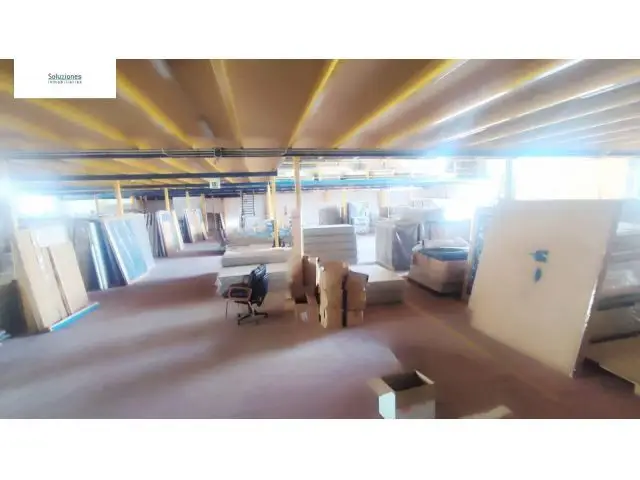 Nave Industrial 880m2 Barrax Acceso N-430 Oficinas Aseos Altillo