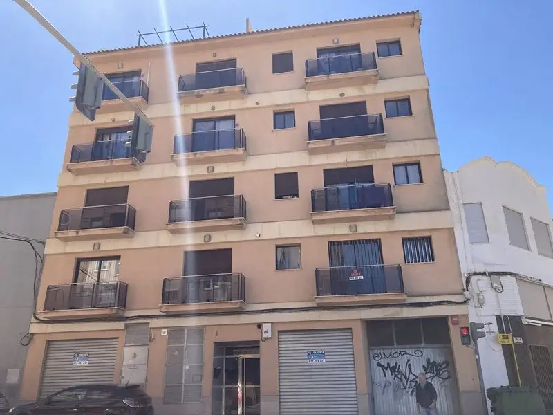 Garaje en Avda Valencia Pego Alicante