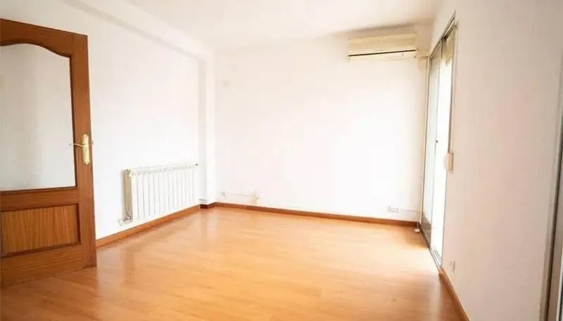 Piso en Alquiler con Terraza y Trastero en El Guinardo