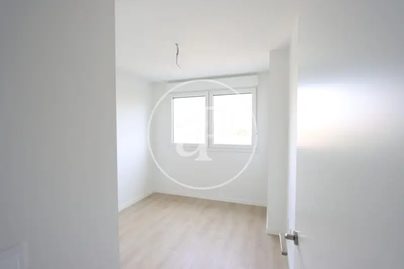 Piso en Venta en Malilla Valencia 2 Dormitorios Terraza Piscina