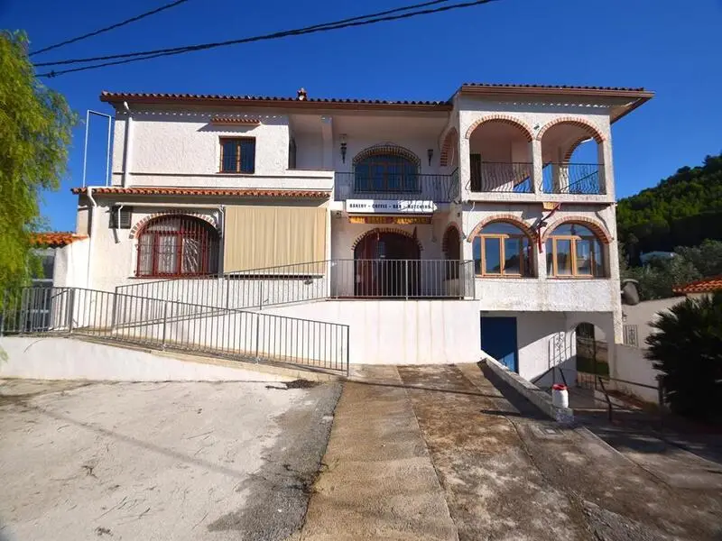 Villa en venta Pedreguer 4 dormitorios 2 piscinas ideal hotel o negocio