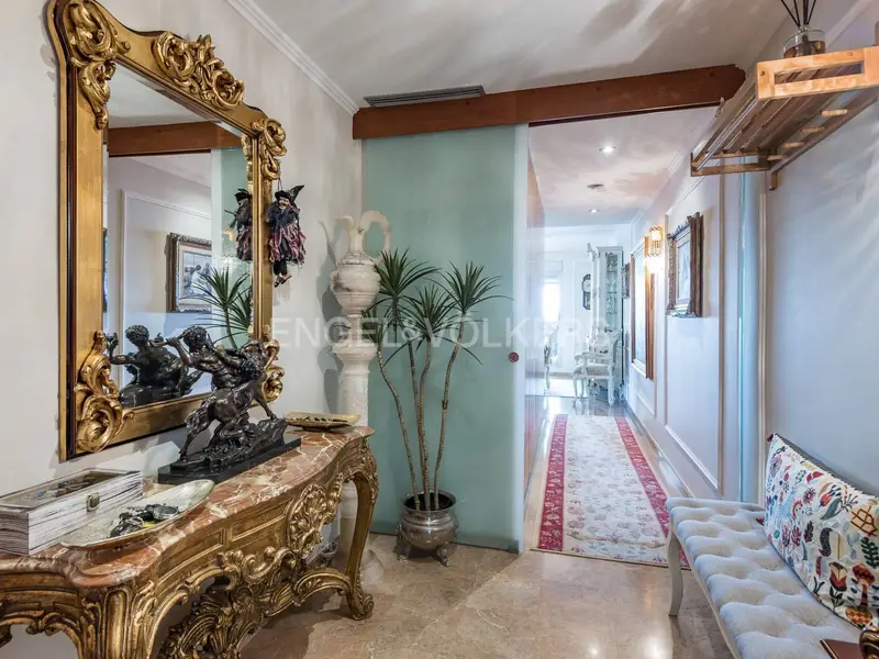 Atico en venta en Badalona con vistas al mar y gran terraza