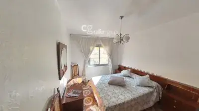 Piso en venta en Carrer de la Miranda, cerca de Carrer de Cornellà Modern