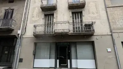 Casa Modernista 808m2 Manlleu  A Reformar Cerca Estacion