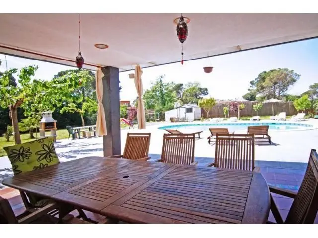 Chalet en Venta en Sils Girona Cerca de la Playa