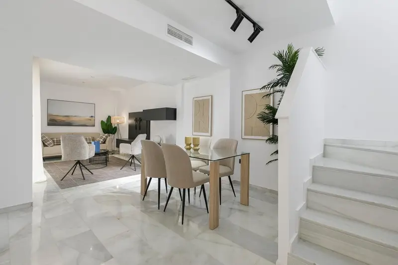 Venta Ático de lujo en Constitucion, Granada - Ref: UH08316