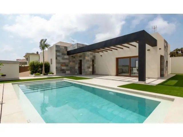 Chalet en Venta en Torrevieja Los Altos Costa Blanca