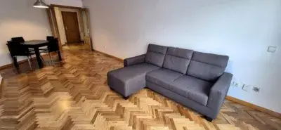 Alquiler Piso Frente HUCA Oviedo 3 Dormitorios Garaje Trastero