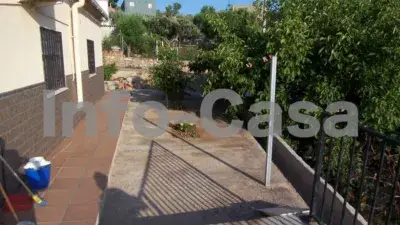 Chalet en venta en Calle Prat de La Barca