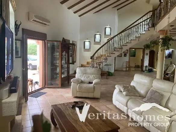 Villa de Lujo en Vera 5 Dormitorios 950m2