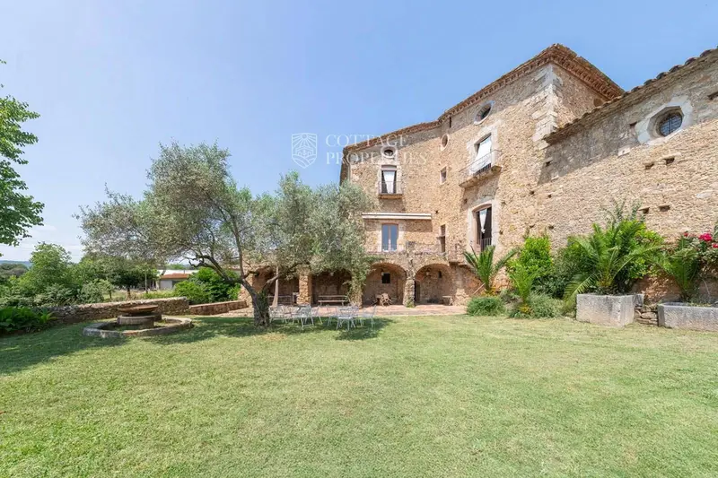 Chalet en venta en Maià de Montcal, Girona