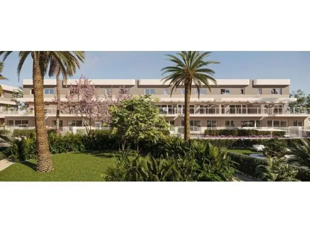 Bungalow con Piscina Terraza y Garaje en Residencial Privado