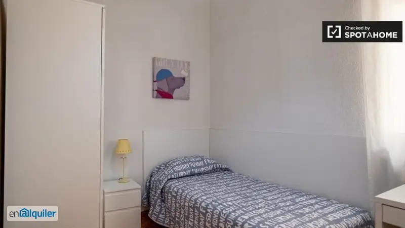 Habitacion piso compartido Madrid 116m2 5 habitaciones 2 baños