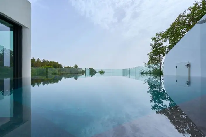 5 Bed Villa for sale