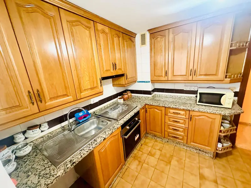 Atico en Alicante con Vistas al Castillo y Apartamentos en Torrevieja