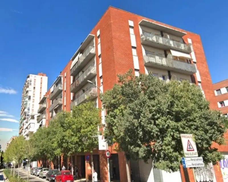 Piso 77m2 3 habitaciones 2 baños Salt Girona