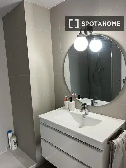 Apartamento en Valencia 3 Dormitorios 2 Ba	nos