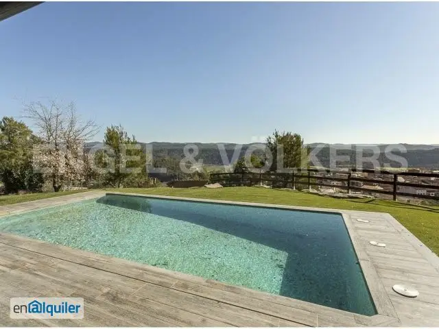 Alquiler Casa Lujo Avinyo 4 Habitaciones Garaje Atico