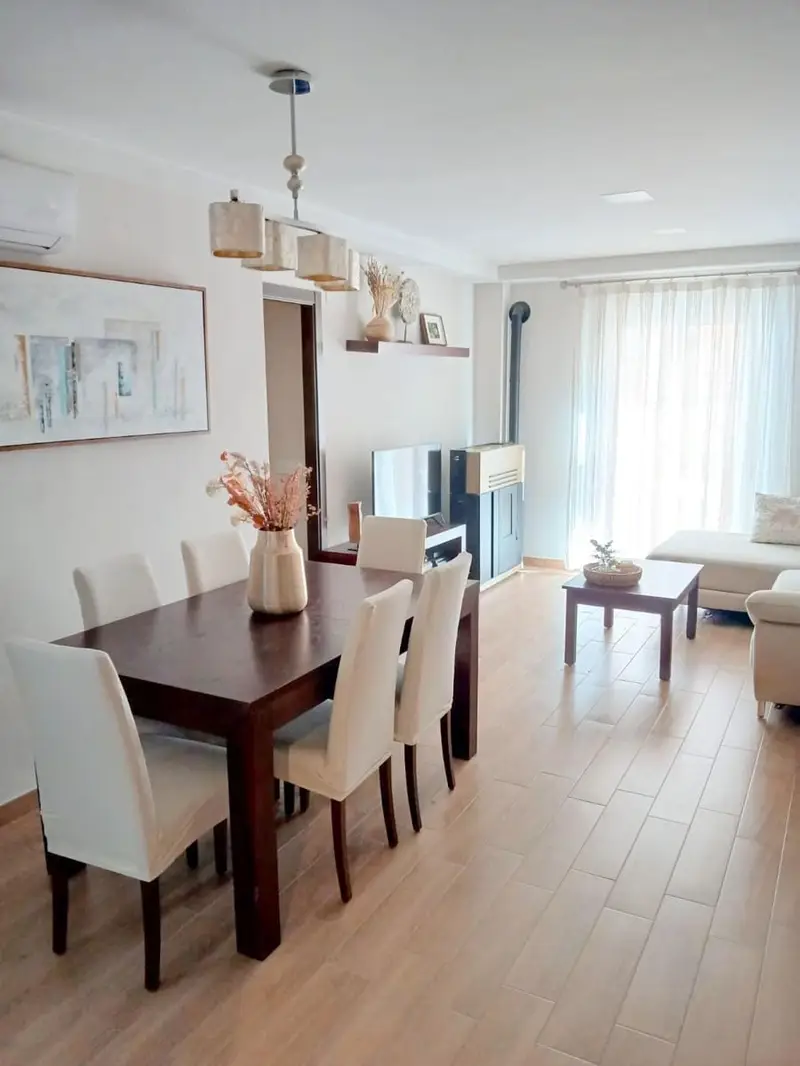 Piso Reformado en Vallada 104m² 3 Habitaciones Patio Ascensor