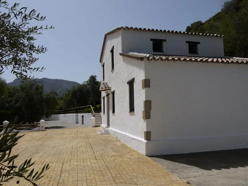 Finca en Zahara De La Sierra, Cádiz provincia