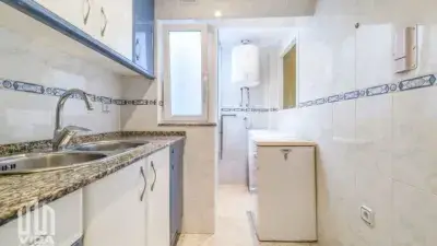 Piso en Venta Cornellà de Llobregat 3 Habitaciones Balcón Soleado