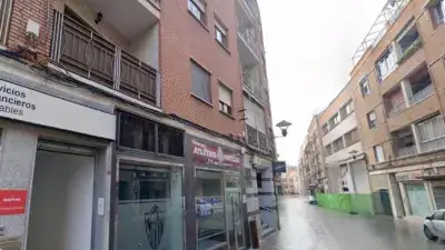 Piso en venta en Calle Clcalzada 20