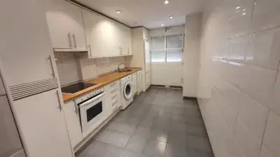 Alquiler Piso Nuevo Versalles 4 habitaciones 100m²