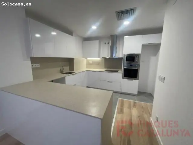 Magnifico Piso en Los Arcos 4 habitaciones 2 baños
