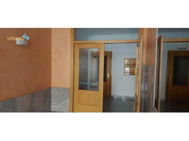 Dúplex Céntrico en Badajoz con Terrazas y Placas Solares
