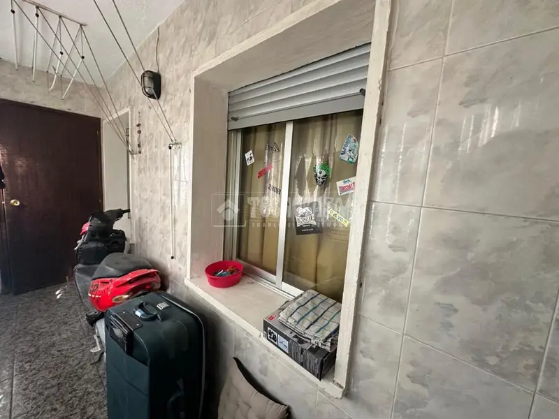 Bajo en Venta 3 Dormitorios Reyes Católicos