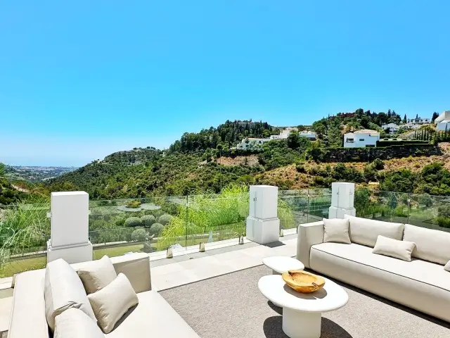 Casa-Villa de 5 Dormitorios en venta El Madroñal, España