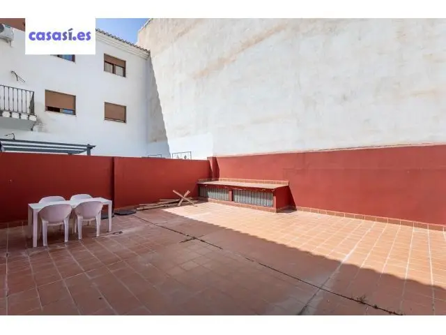 Piso con Patio Terraza de 51m2 en Los Ogíjares