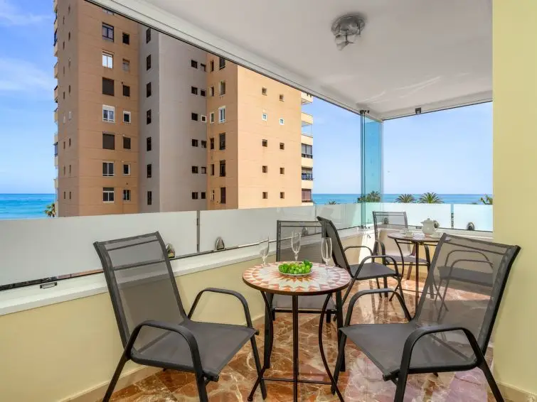 Apartamento 3 Dormitorios Torremolinos Alquiler Playa