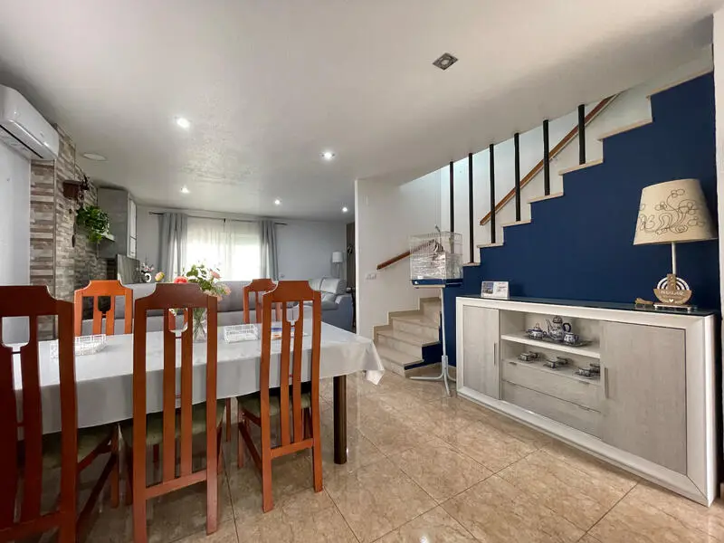 5 Cuarto Dúplex en venta
Benijófar, Alicante